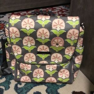 Like New Petunia Pickle Bottom Diaper Bag